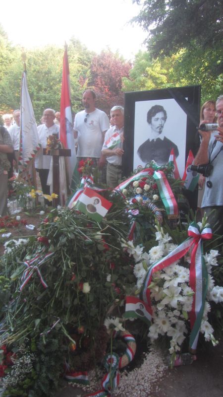 150717.Petofi temetes 58